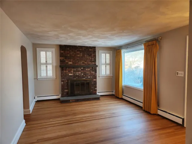 $379,900 | 61 Crossland Road, West Warwick, RI 02893