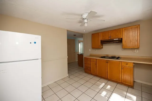 $1,750 | 17 Montague Street, Unit B, Worcester, MA 01603