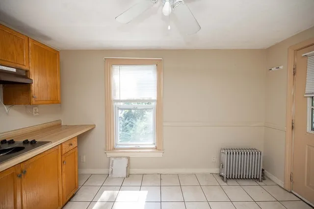 $1,750 | 17 Montague Street, Unit B, Worcester, MA 01603