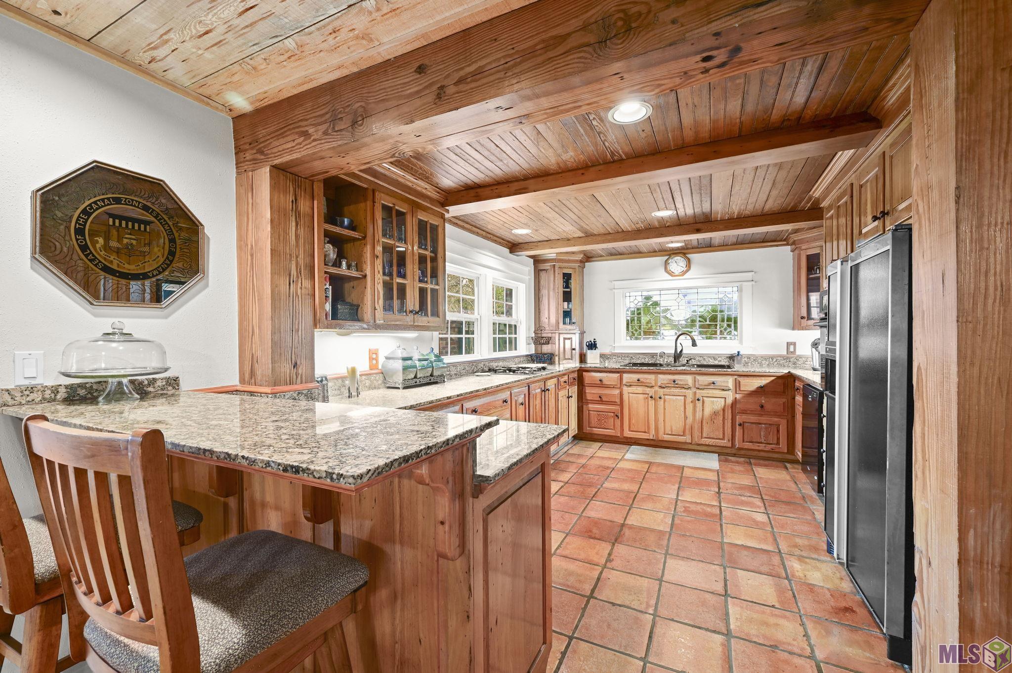 332 Fulwar Skipwith Road Baton Rouge, LA 70810 - Photo 11 of 60