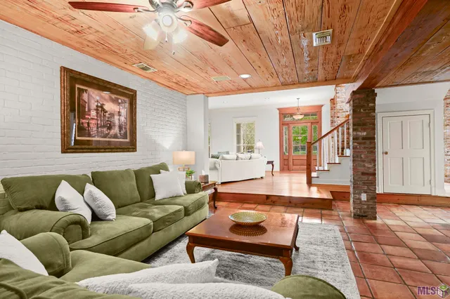 $1,280,000 | 332 Fulwar Skipwith Road, Baton Rouge, LA 70810