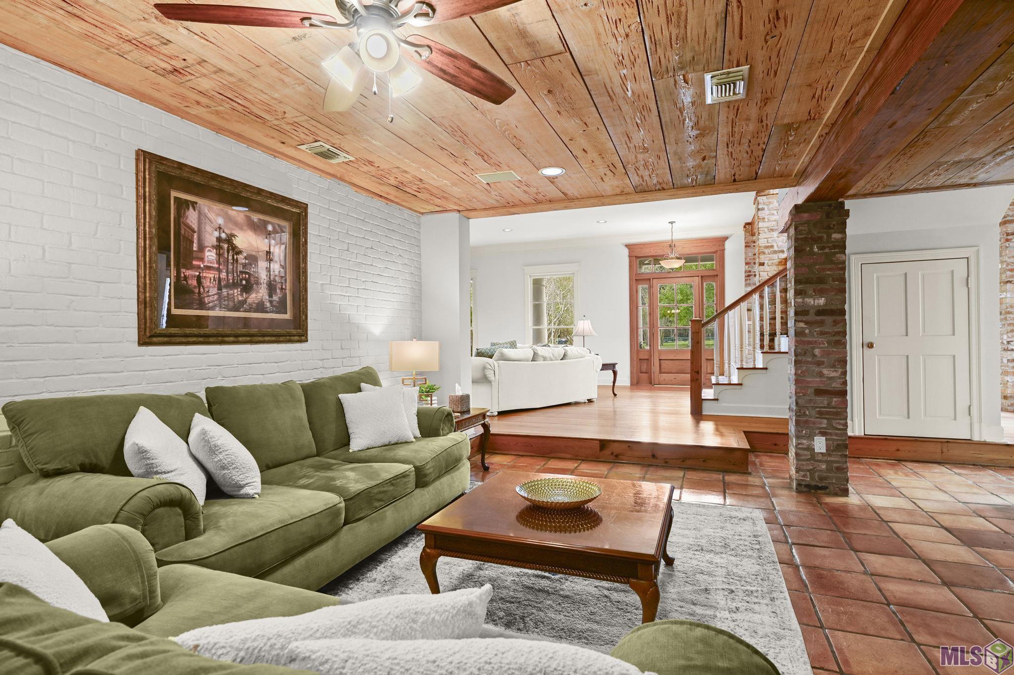 332 Fulwar Skipwith Road Baton Rouge, LA 70810 - Photo 12 of 60