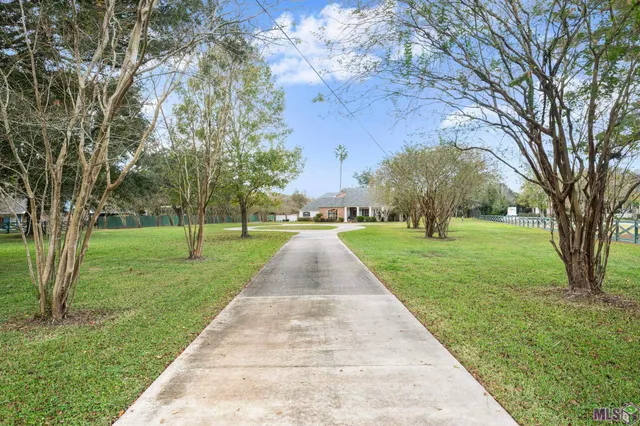 $1,280,000 | 332 Fulwar Skipwith Road, Baton Rouge, LA 70810