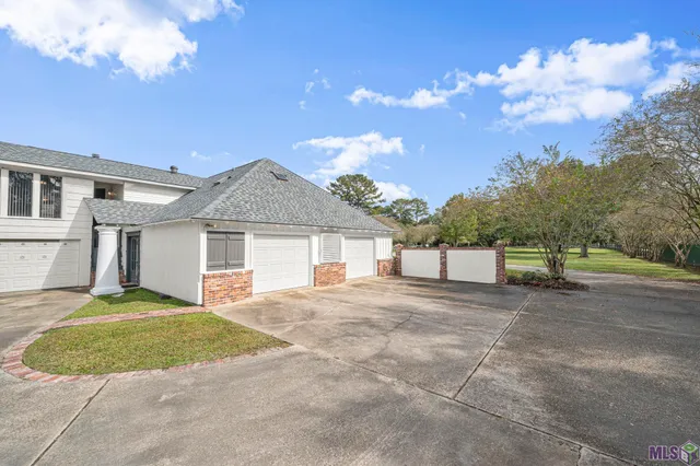 $1,280,000 | 332 Fulwar Skipwith Road, Baton Rouge, LA 70810