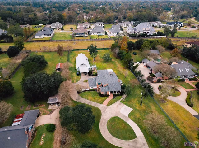 $1,280,000 | 332 Fulwar Skipwith Road, Baton Rouge, LA 70810
