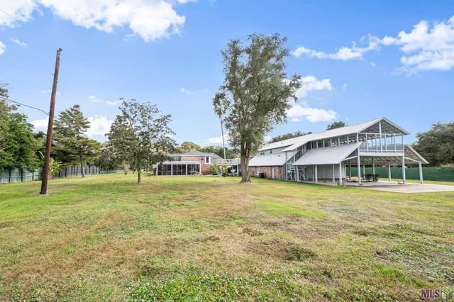 $1,280,000 | 332 Fulwar Skipwith Road, Baton Rouge, LA 70810
