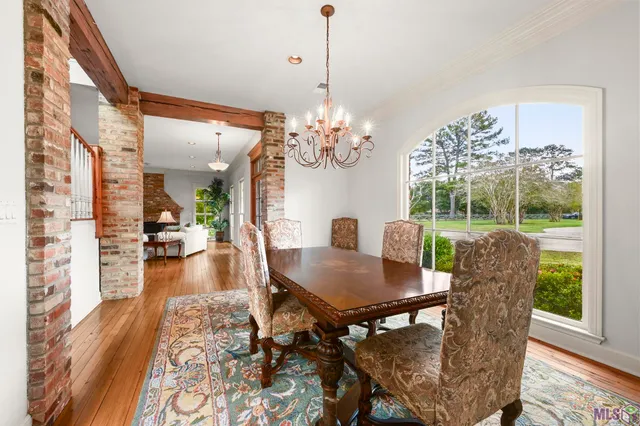 $1,280,000 | 332 Fulwar Skipwith Road, Baton Rouge, LA 70810