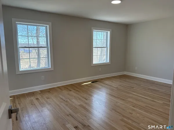 $539,000 | 11 South Strong Street, East Haven, CT 06513