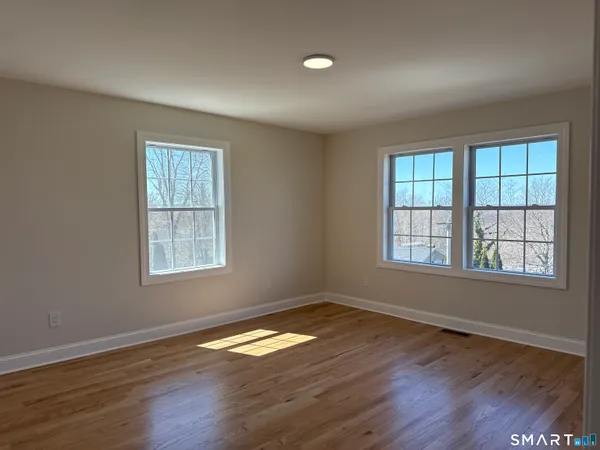 $539,000 | 11 South Strong Street, East Haven, CT 06513