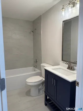 $539,000 | 11 South Strong Street, East Haven, CT 06513