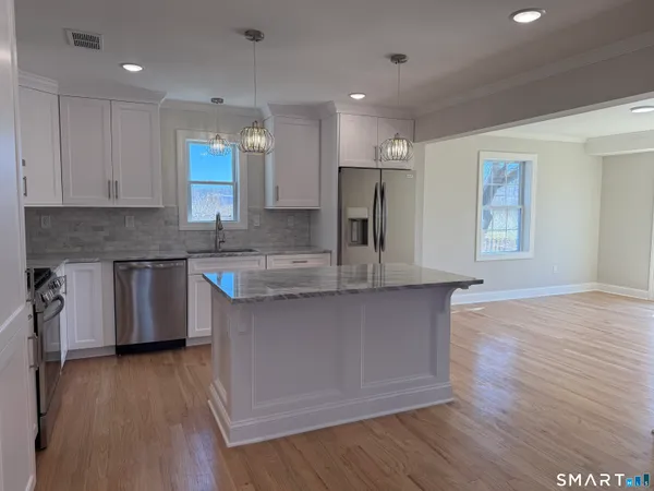 $539,000 | 11 South Strong Street, East Haven, CT 06513