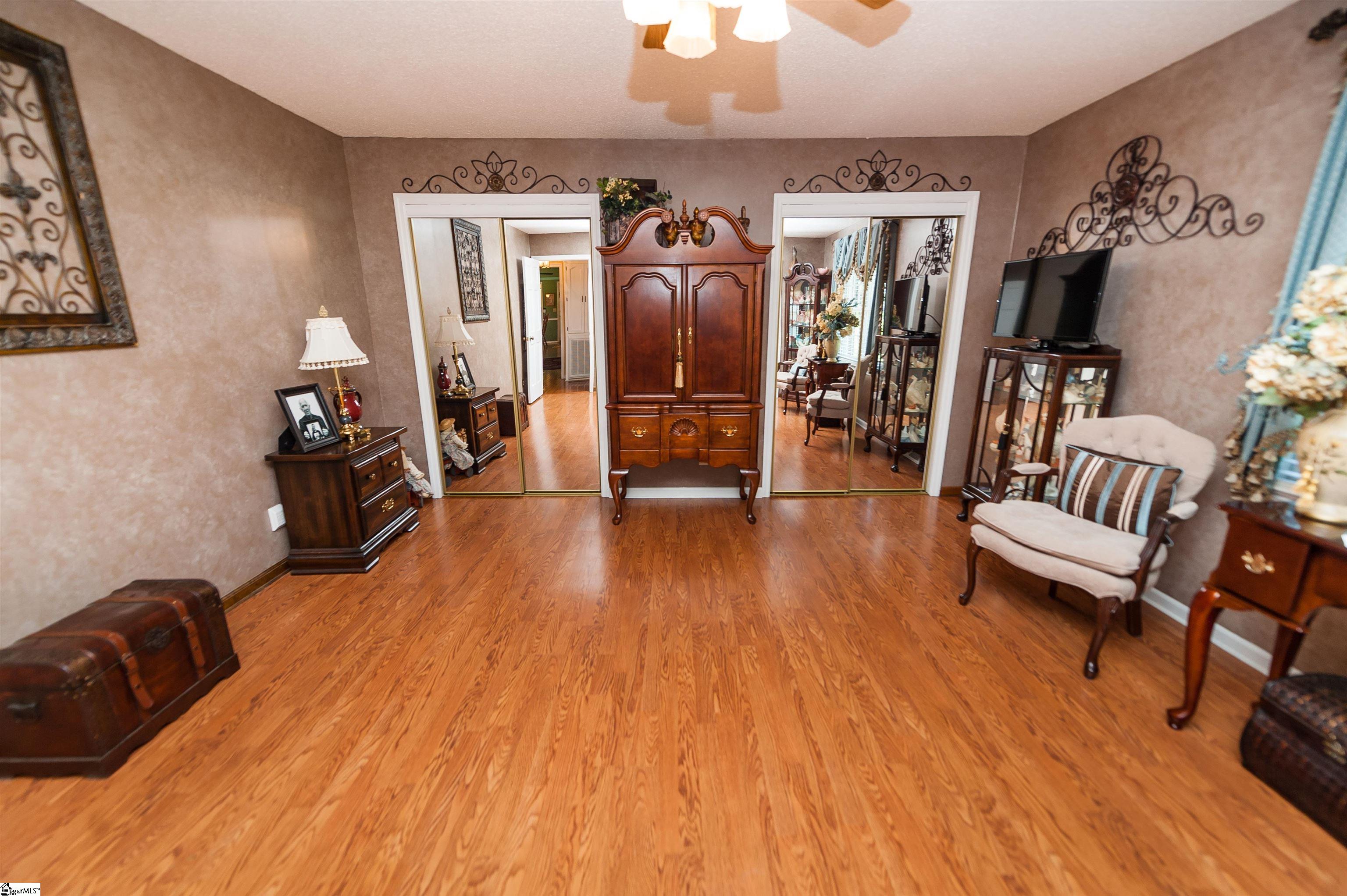 680 Old Mill Road Campobello, SC 29322 - Photo 6 of 23