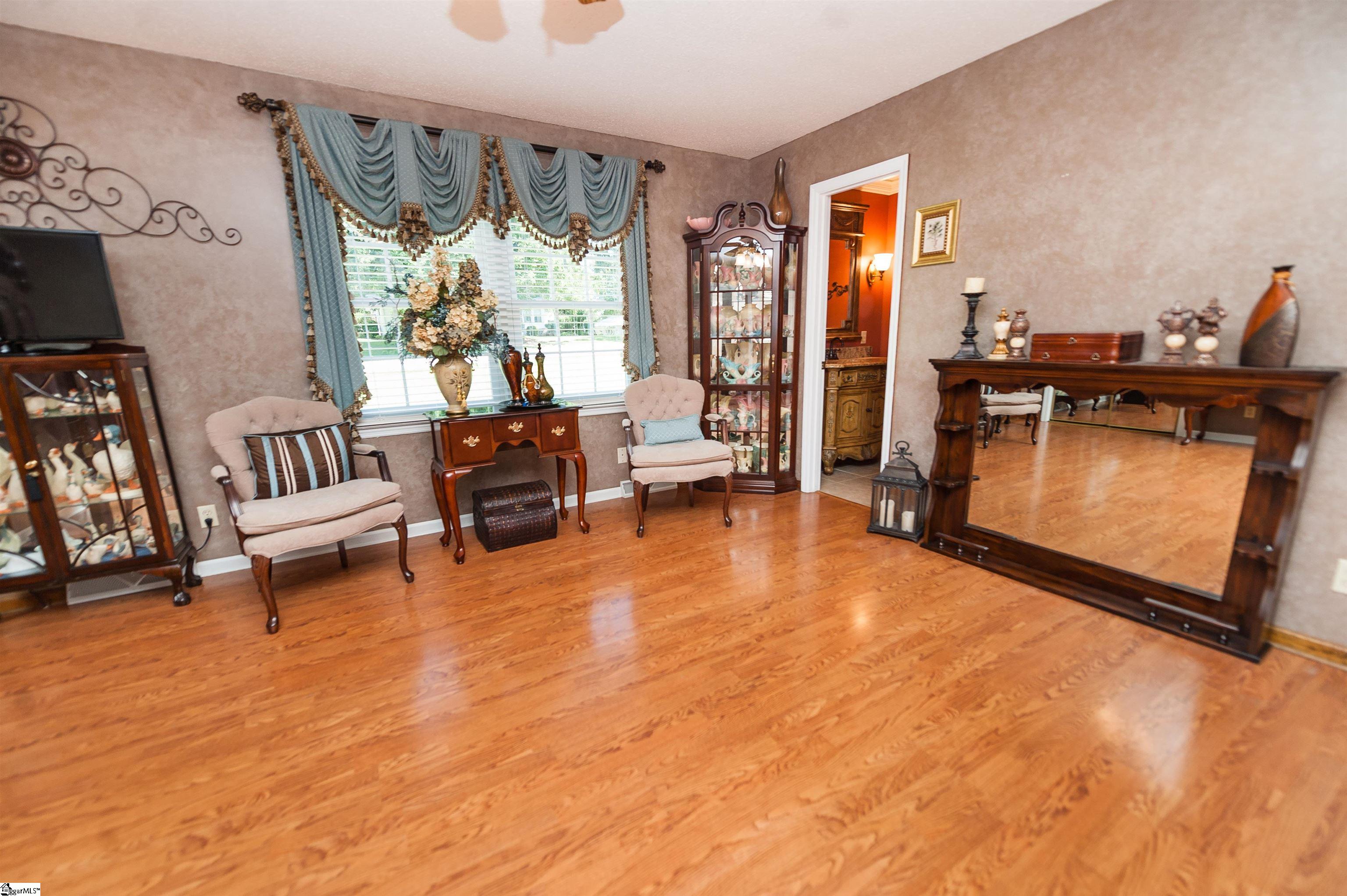 680 Old Mill Road Campobello, SC 29322 - Photo 8 of 23