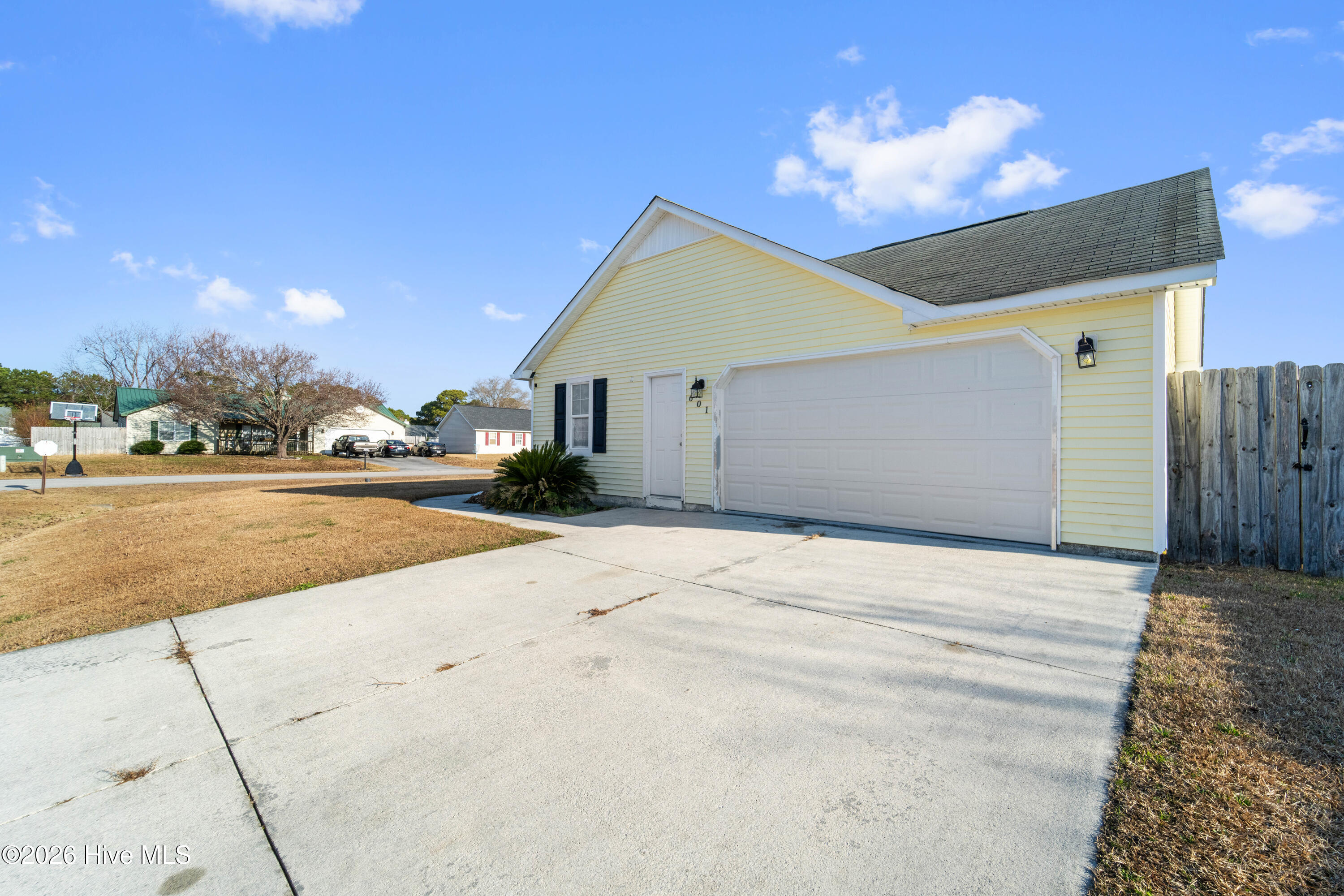 601 Cannon Court Hubert, NC 28539 - Photo 6 of 38 DSC04780