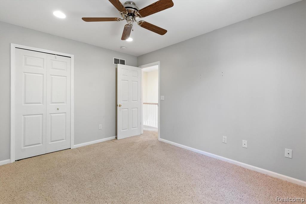 14435 Hogan Road Linden, MI 48451 - Photo 18 of 23