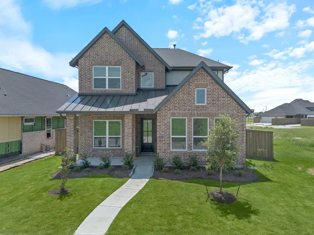$399,990 | 11812 Benes Drive, Mont Belvieu, TX 77523