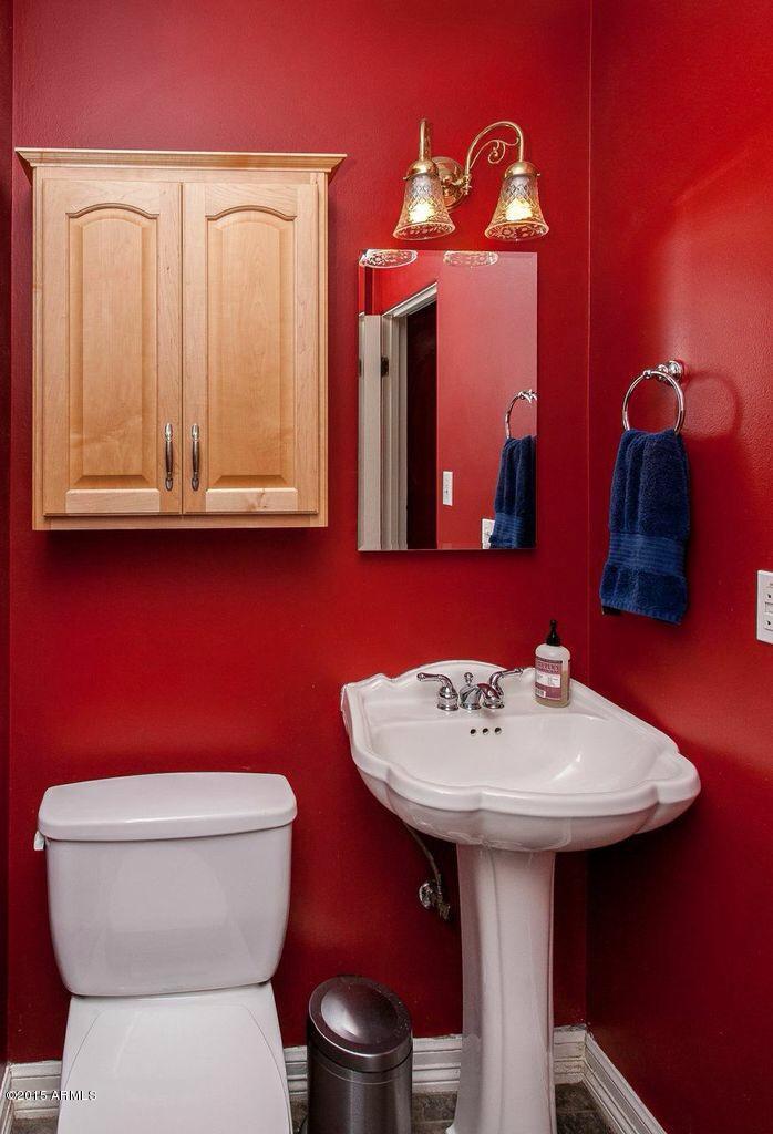 40 East Lawrence Road Phoenix, AZ 85012 - Photo 16 of 27 image
