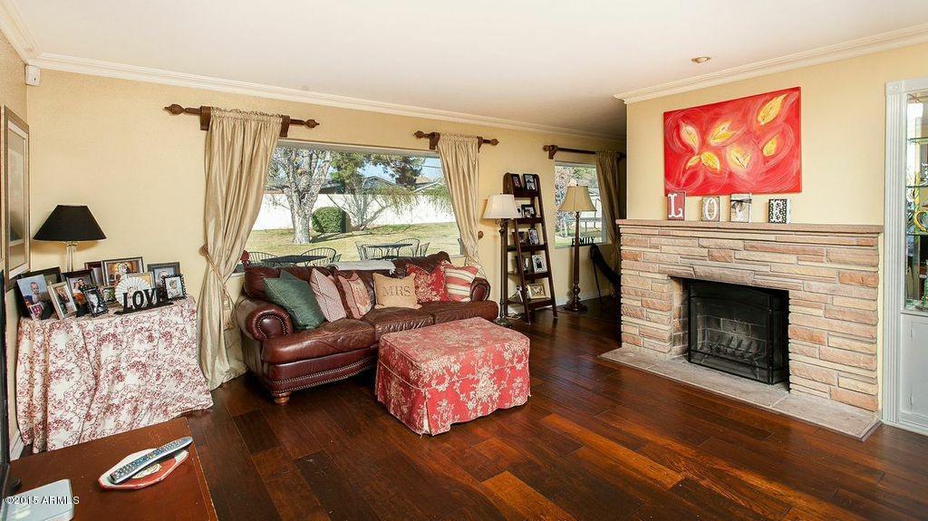 40 East Lawrence Road Phoenix, AZ 85012 - Photo 4 of 27 image