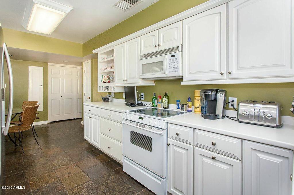 40 East Lawrence Road Phoenix, AZ 85012 - Photo 9 of 27 image
