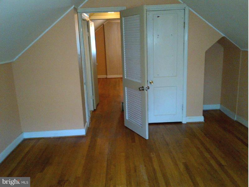 5720 Onnen Road Baltimore, MD 21206 - Photo 13 of 26 Bedroom