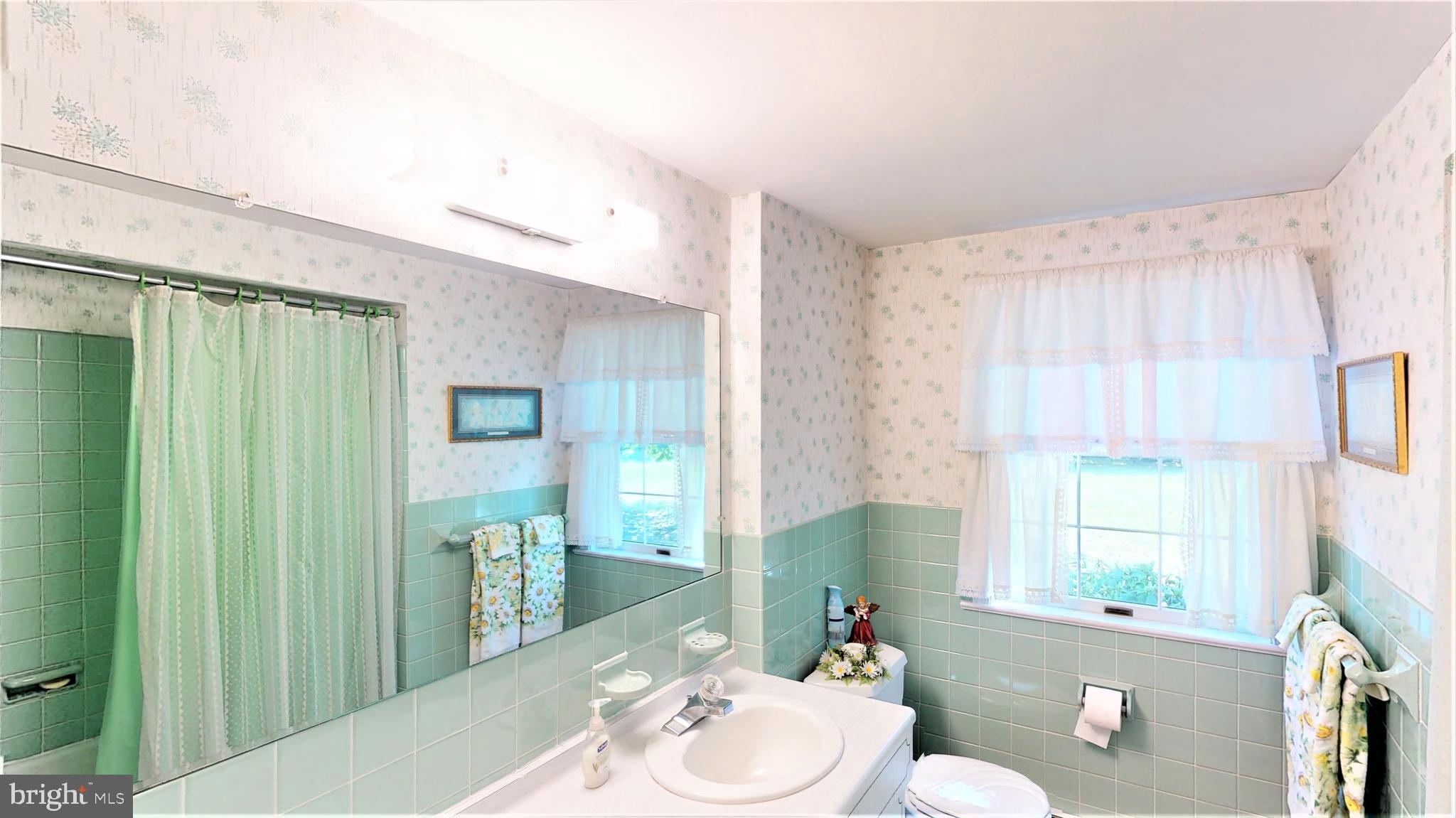 103 Orchard Road Perkasie, PA 18944 - Photo 40 of 53