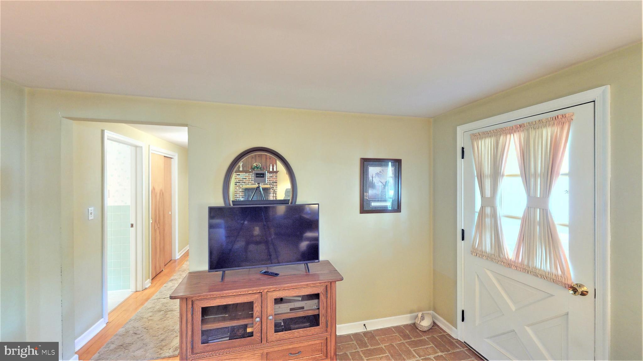 103 Orchard Road Perkasie, PA 18944 - Photo 7 of 53