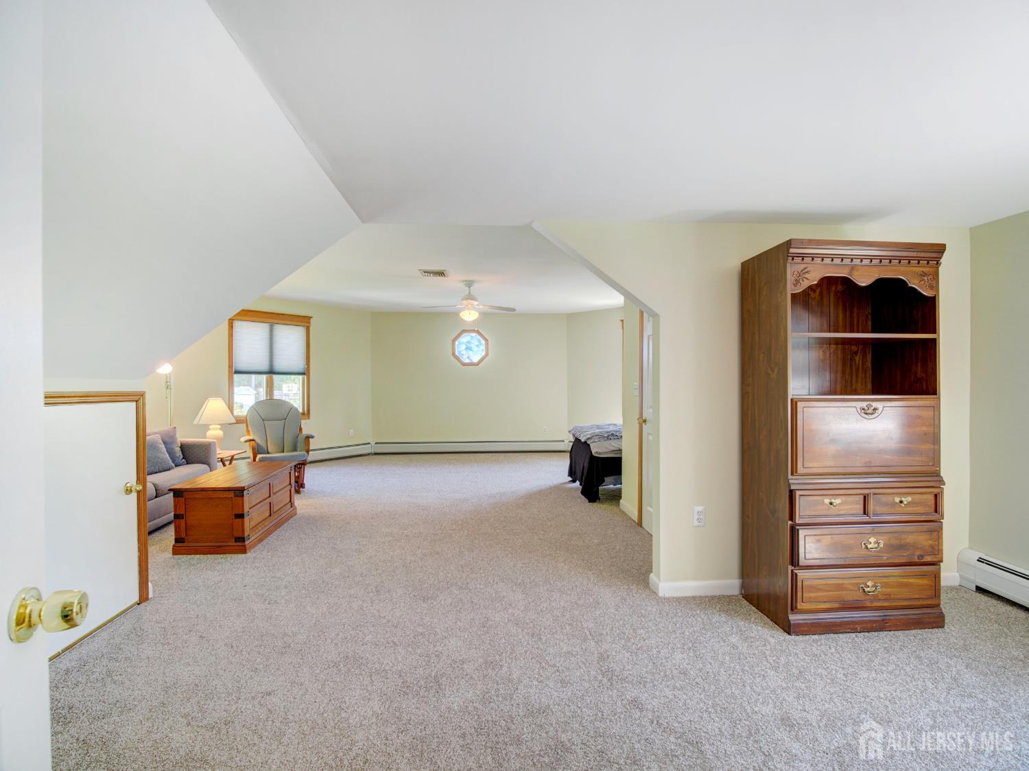 101 Idlewild Road Edison, NJ 08817 - Photo 29 of 42