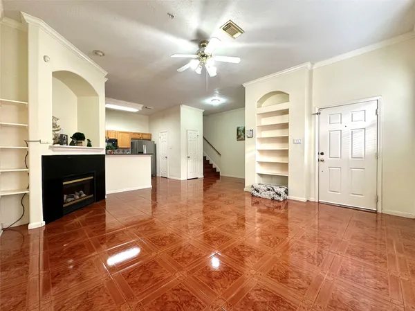 $1,850 | 2710 Grants Lake Boulevard, Unit L7, Sugar Land, TX 77479