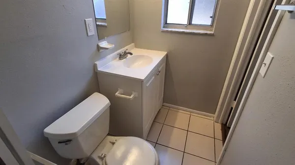 $1,795 | 4720 Lighthouse Circle, Orlando, FL 32808