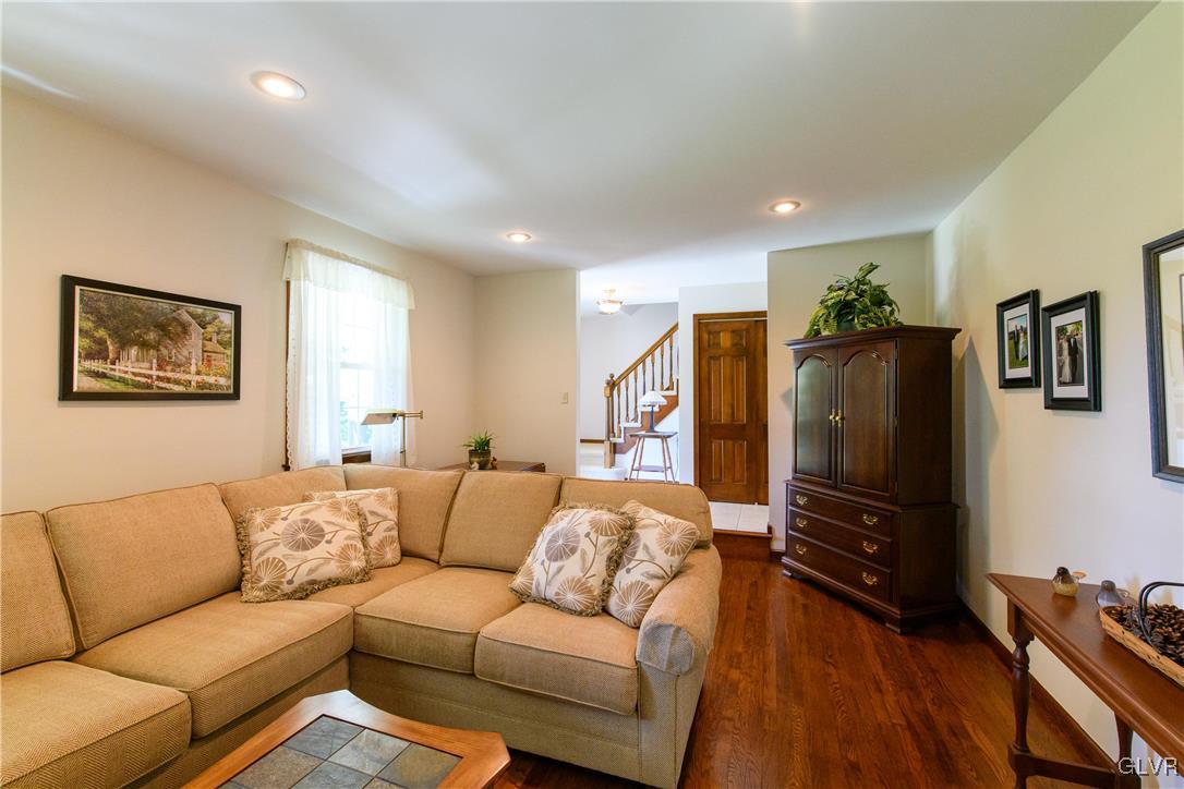 2186 East Best Road Bath, PA 18014 - Photo 15 of 40 a living room with furniture and a flat screen tv