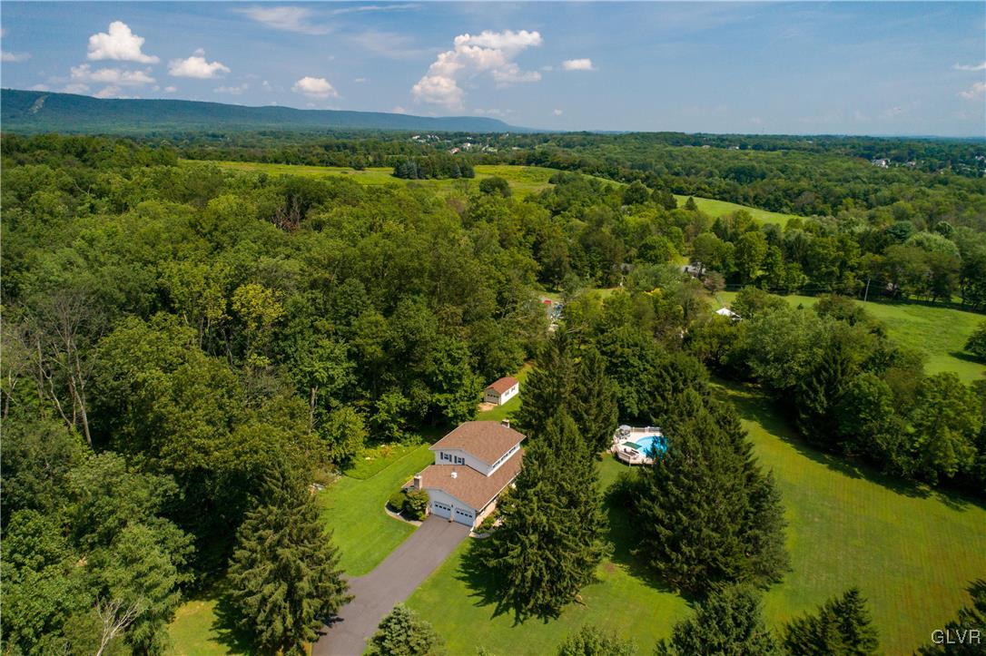 2186 East Best Road Bath, PA 18014 - Photo 5 of 40 a view of an outdoor space and a yard