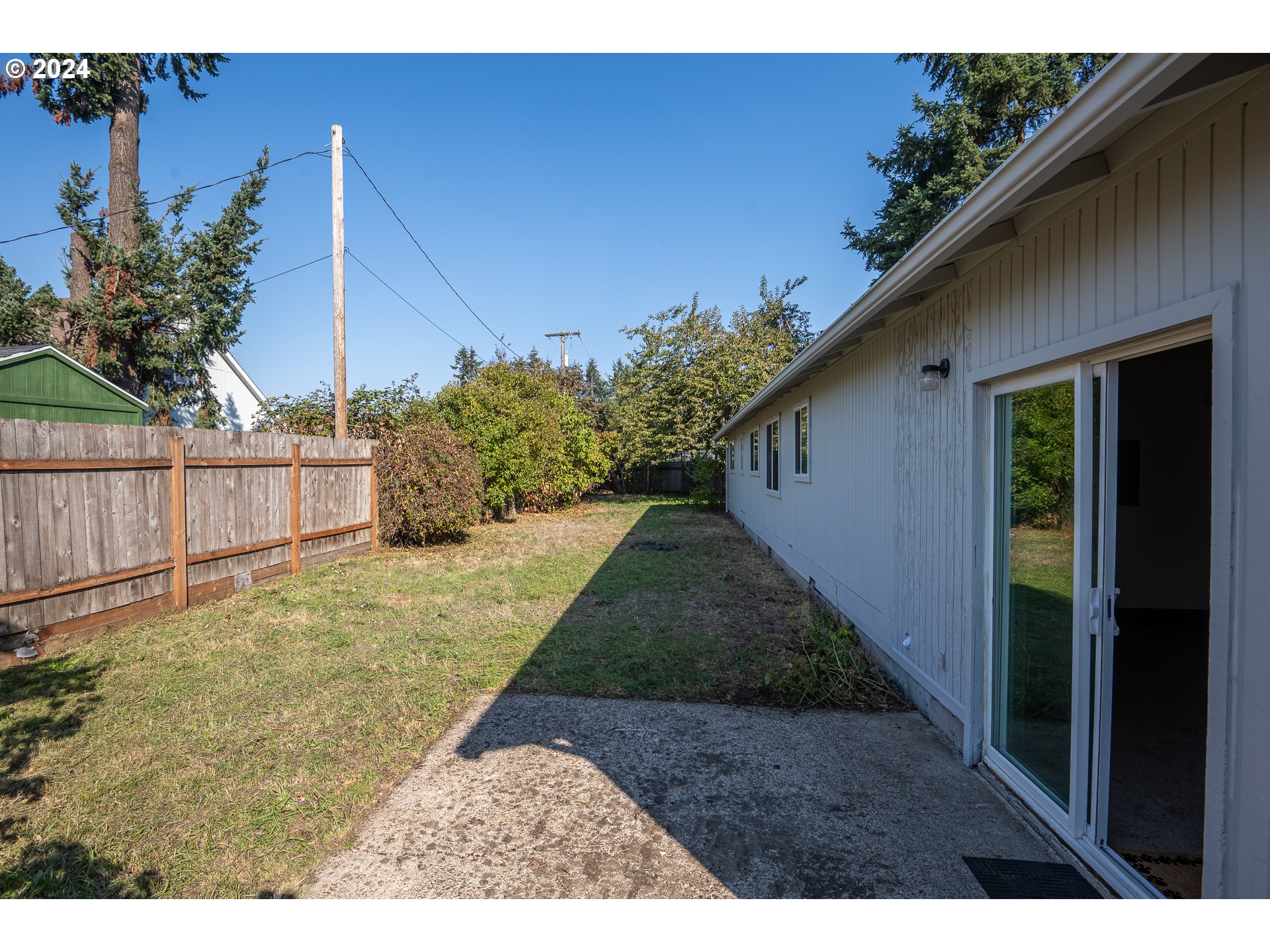 5124 E Street Springfield, OR 97478 - Photo 7 of 23 a view of a backyard