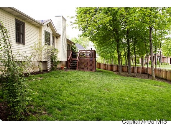 708 Cherokee Drive Springfield, IL 62711 - Photo 17 of 18