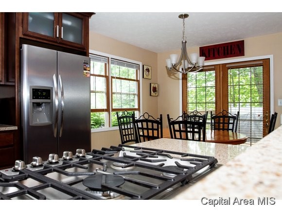 708 Cherokee Drive Springfield, IL 62711 - Photo 6 of 18