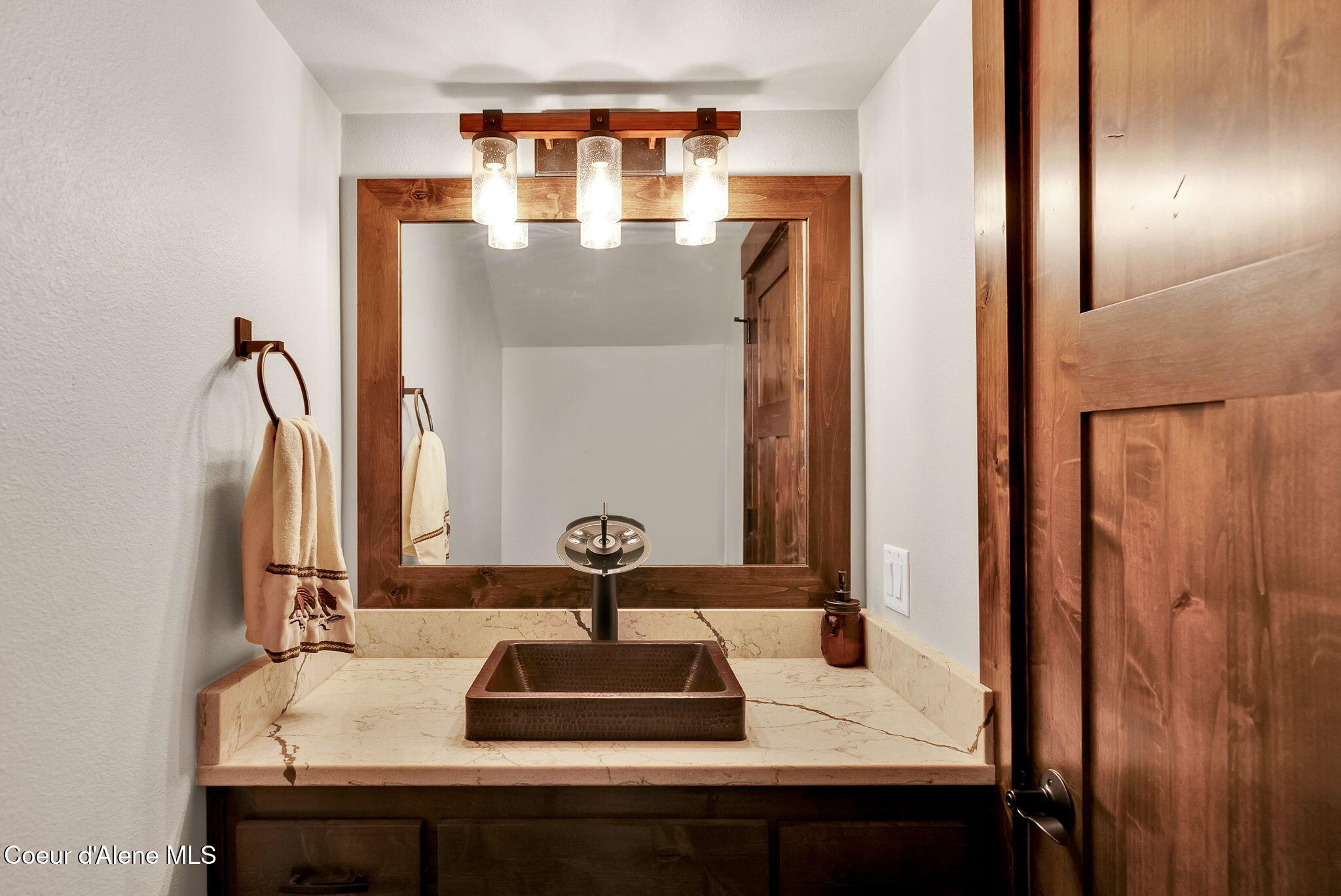 300 East Seasons Road Athol, ID 83801 - Photo 38 of 70 21-web-or-mls-SkyLight - Darren-44