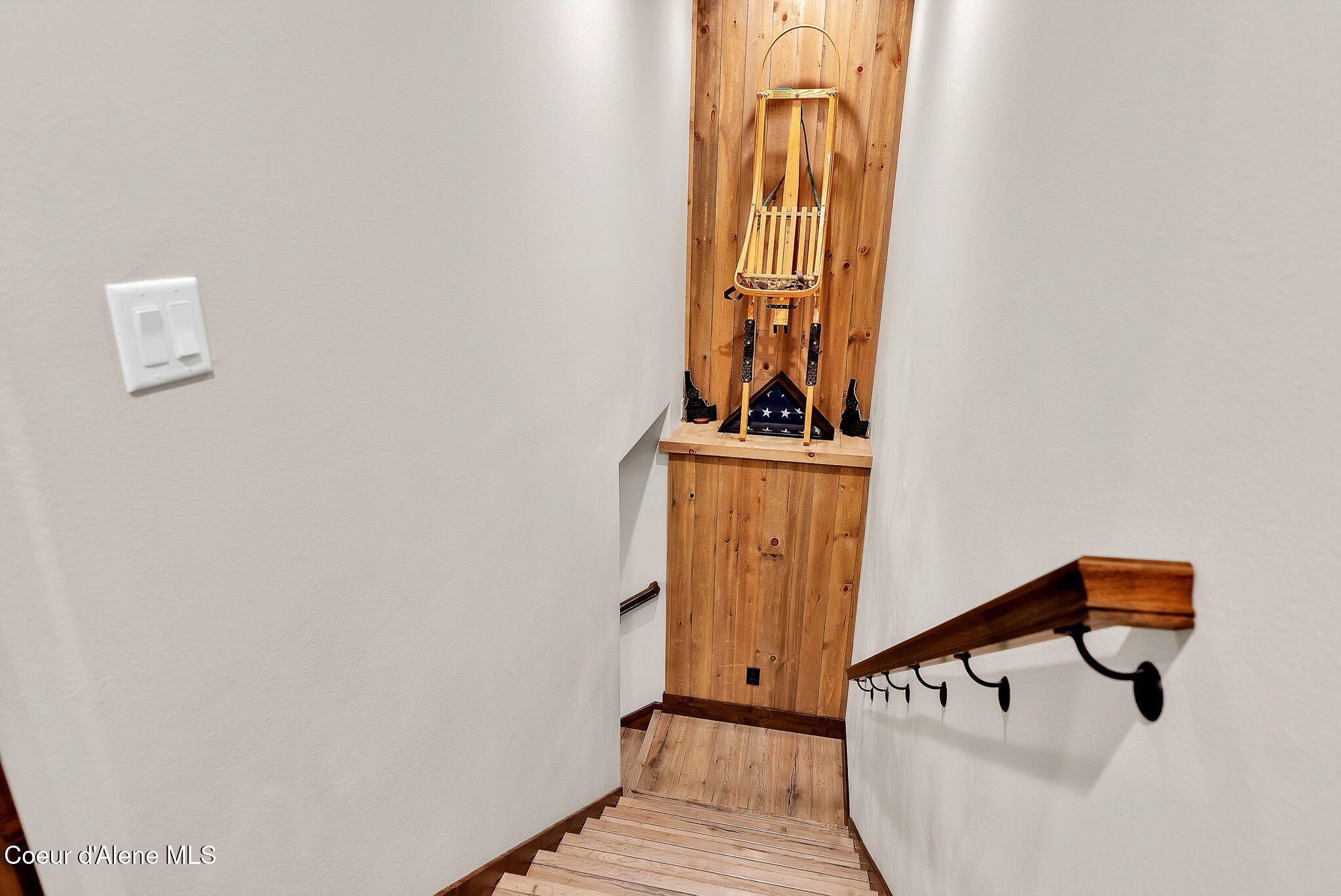 300 East Seasons Road Athol, ID 83801 - Photo 41 of 70 24-web-or-mls-SkyLight - Darren-38