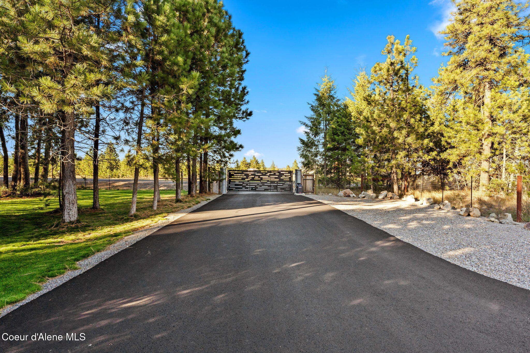 300 East Seasons Road Athol, ID 83801 - Photo 7 of 70 27-web-or-mls-SkyLight - Darren-24