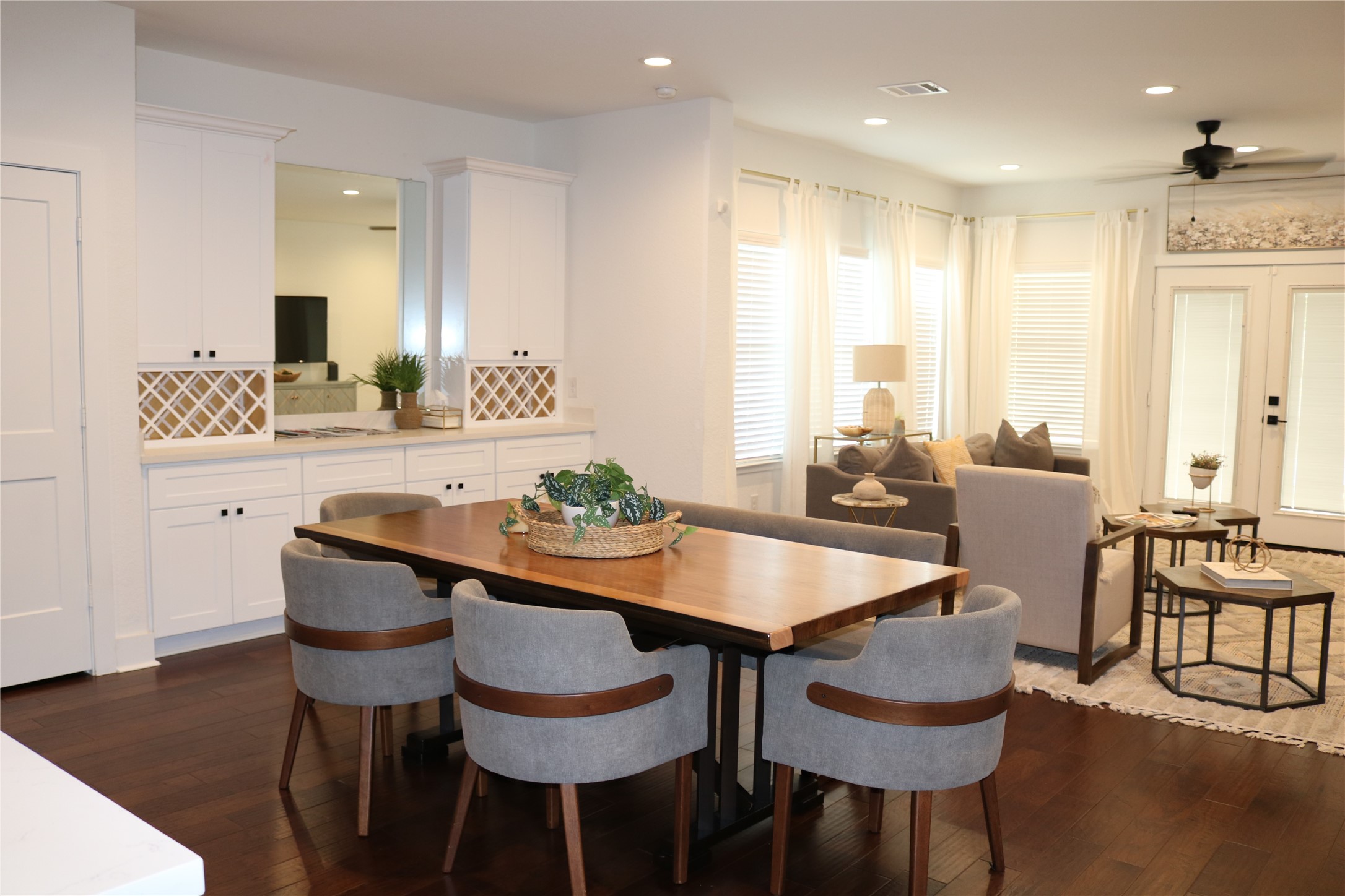 4714 Fisk Street Houston, TX 77009 - Photo 3 of 20 a dining room with furniture and wooden floor