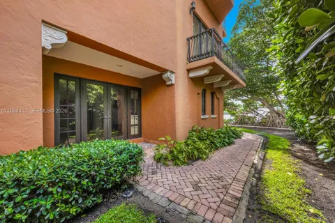 $6,250,000 | 3471 Main Highway, Unit 619, Miami, FL 33133