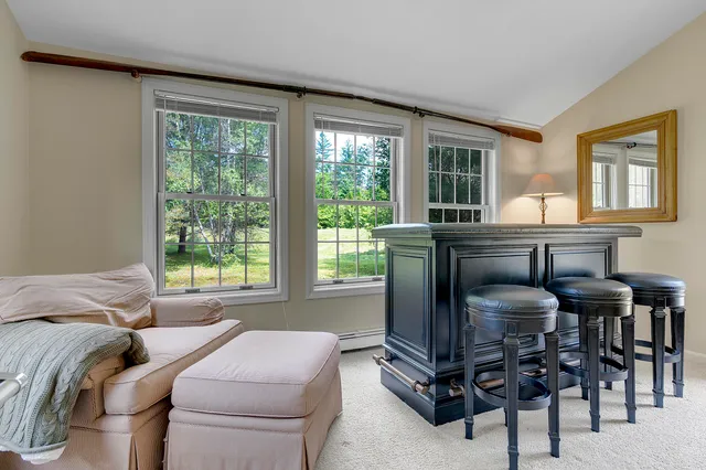 $685,000 | 9 Crosby Lane, Unit 1, Newry, ME 04261