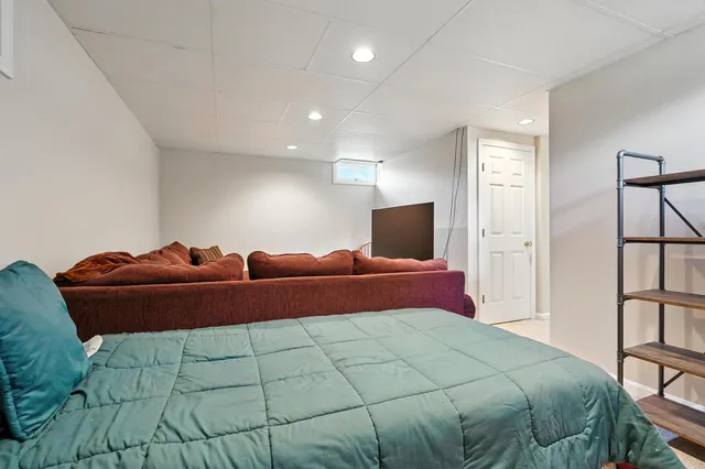 $685,000 | 9 Crosby Lane, Unit 1, Newry, ME 04261