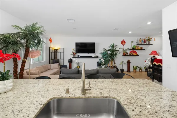 $499,999 | 32612 Manhattan Avenue, Winchester, CA 92596