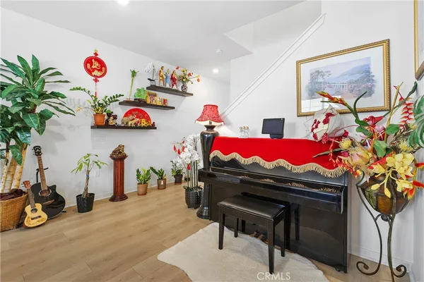 $499,999 | 32612 Manhattan Avenue, Winchester, CA 92596