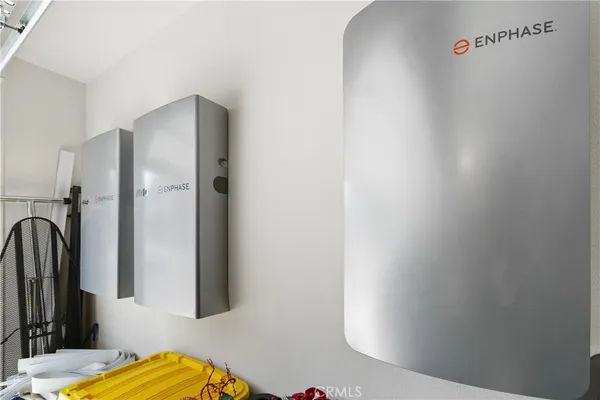 $499,999 | 32612 Manhattan Avenue, Winchester, CA 92596