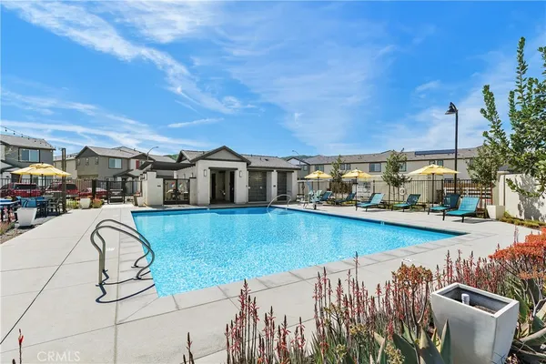 $499,999 | 32612 Manhattan Avenue, Winchester, CA 92596