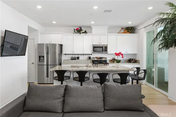 $499,999 | 32612 Manhattan Avenue, Winchester, CA 92596