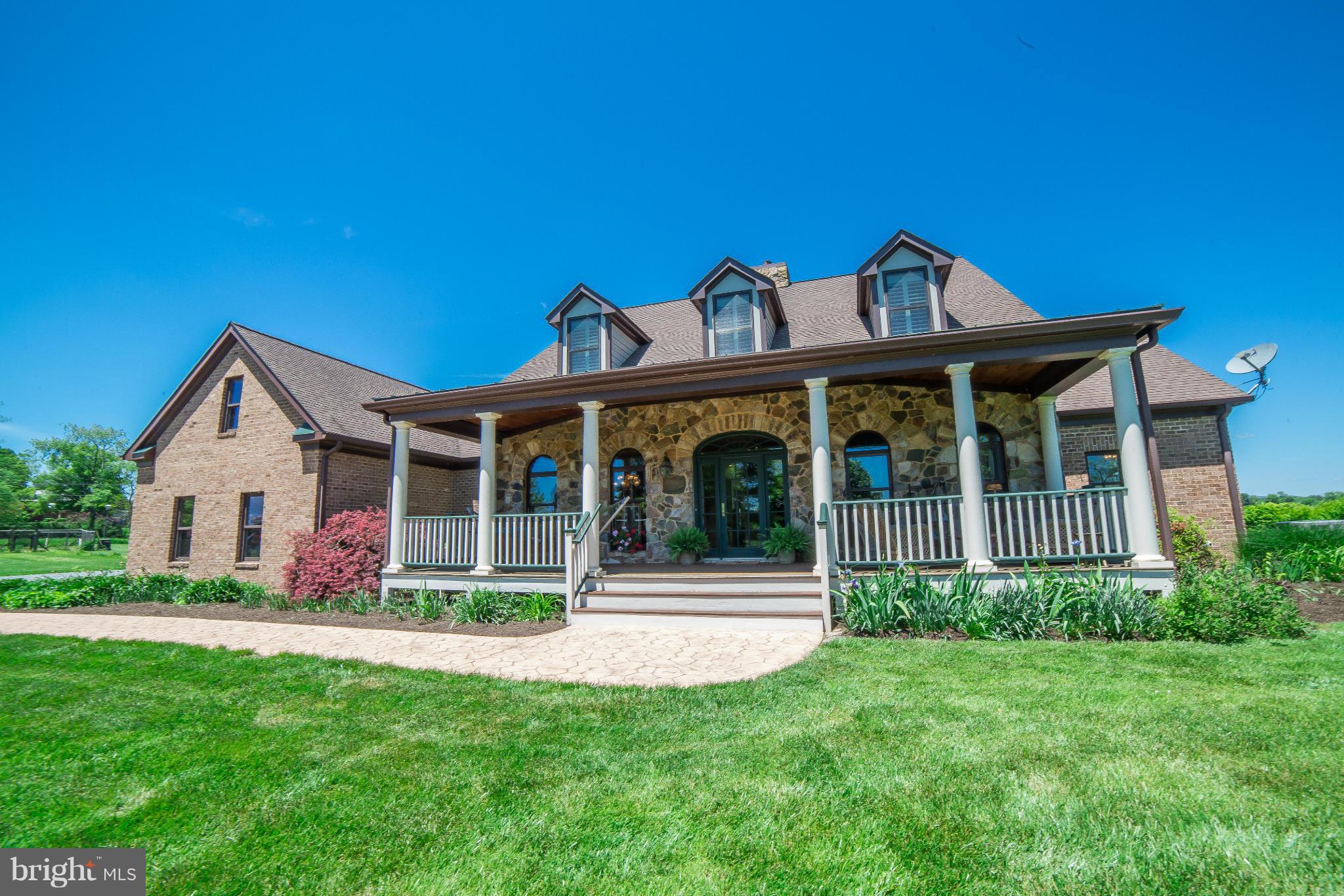 36876 Paxson Road Purcellville, VA 20132 - Photo 1 of 30 Exterior (Front)