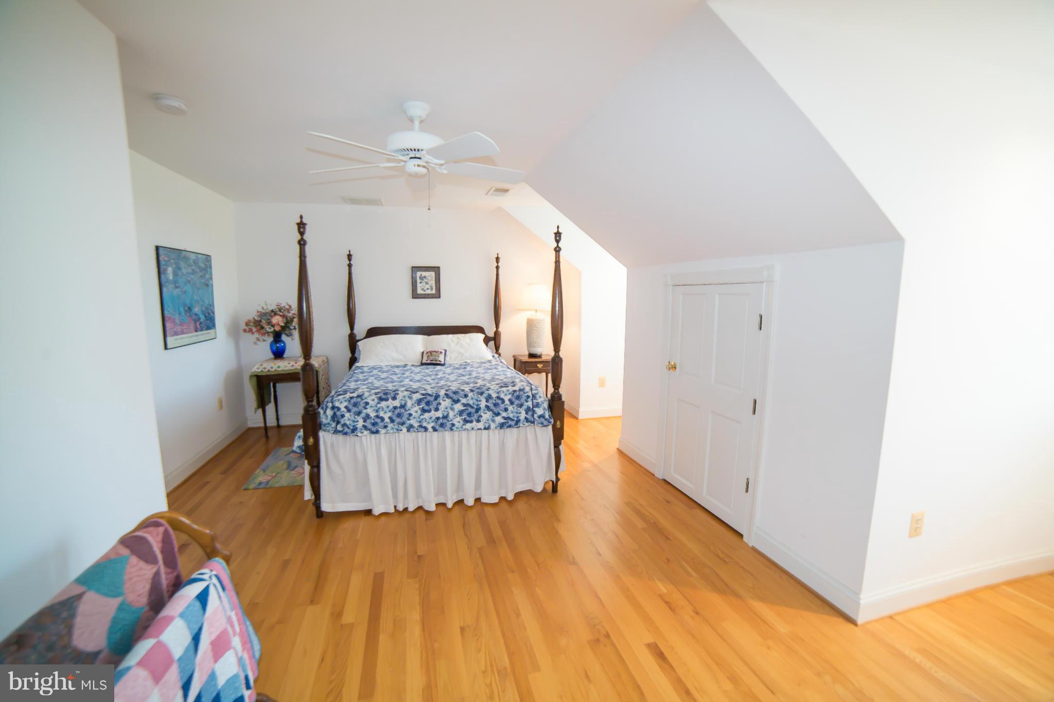 36876 Paxson Road Purcellville, VA 20132 - Photo 19 of 30 Bedroom