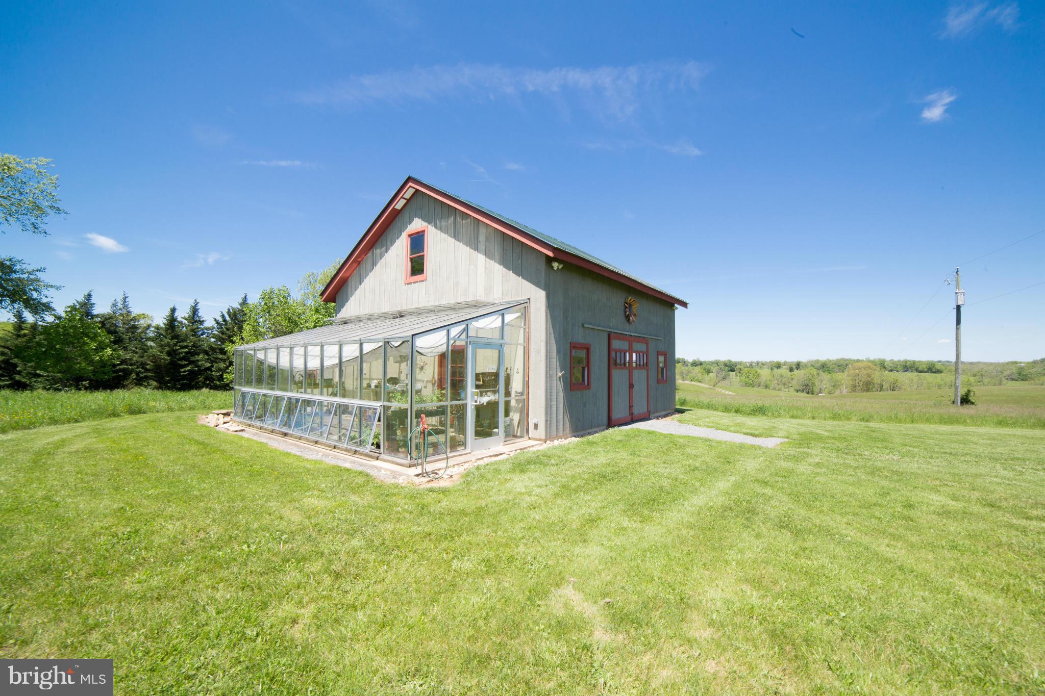 36876 Paxson Road Purcellville, VA 20132 - Photo 26 of 30 Barn/Garage