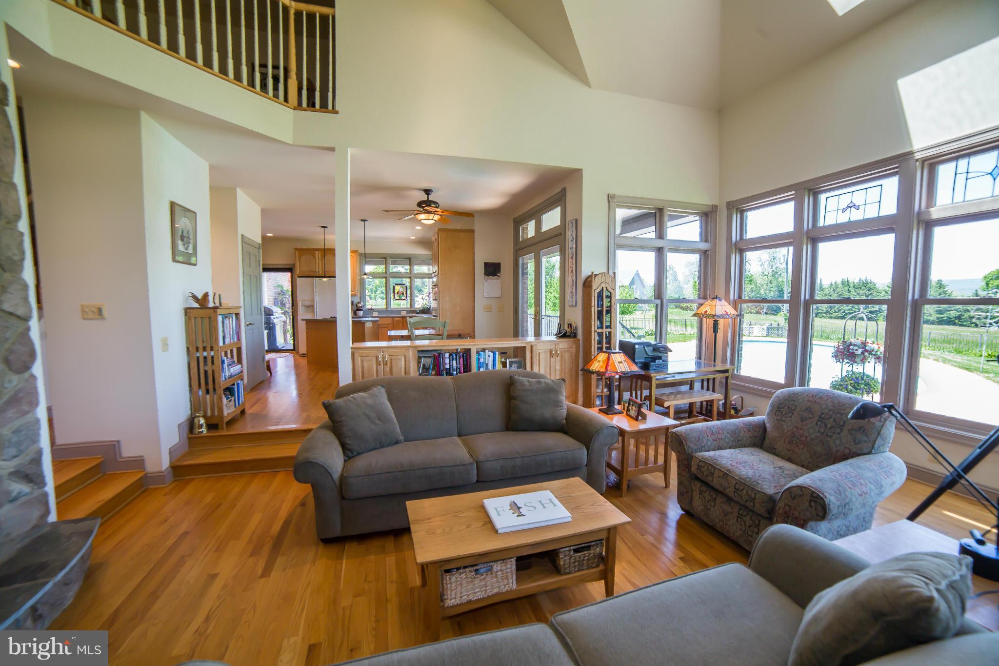 36876 Paxson Road Purcellville, VA 20132 - Photo 10 of 30 Family Room